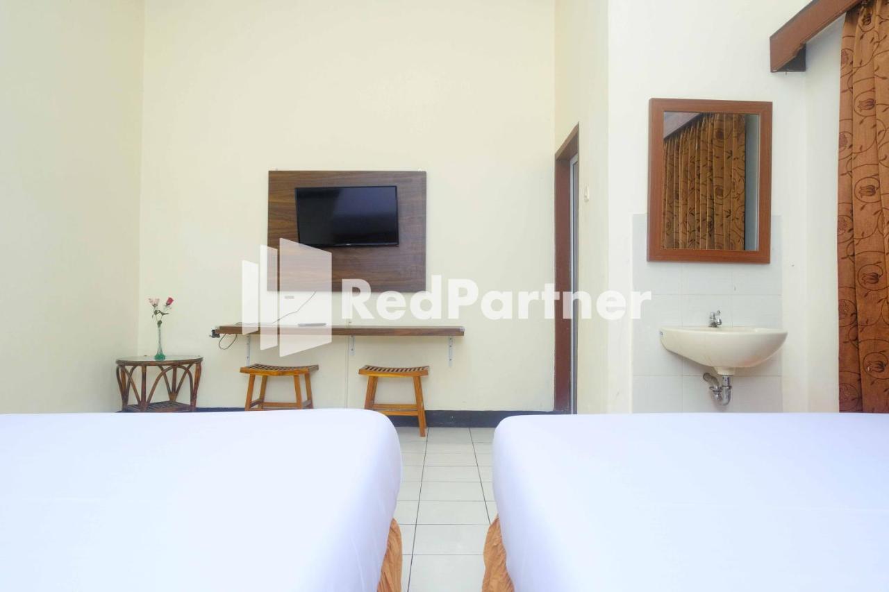 Hotel Transit 1 Makassar Redpartner Zewnętrze zdjęcie