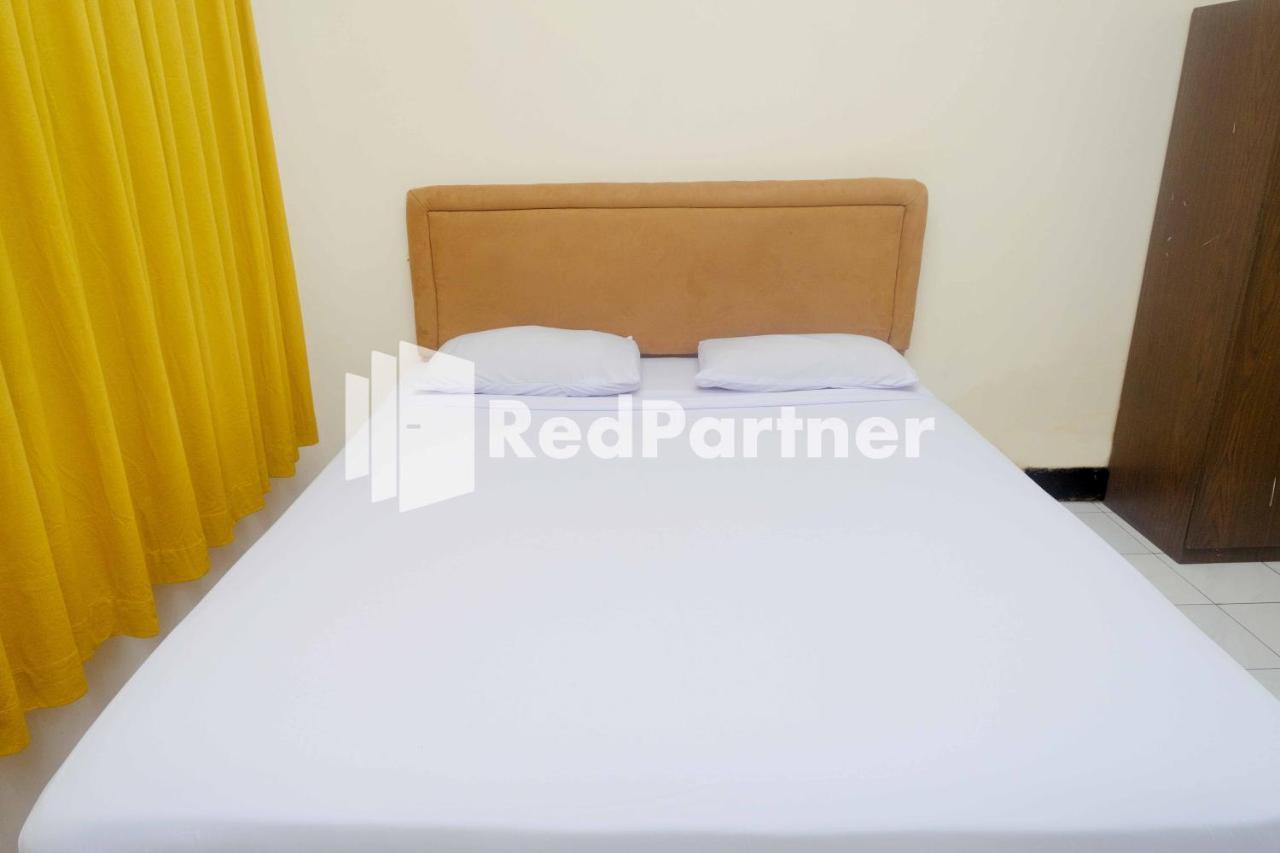 Hotel Transit 1 Makassar Redpartner Zewnętrze zdjęcie