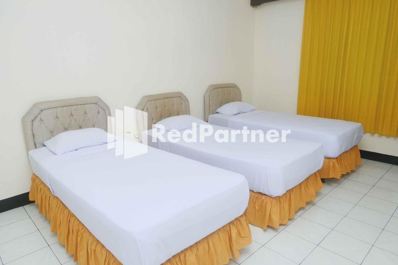 Hotel Transit 1 Makassar Redpartner Zewnętrze zdjęcie