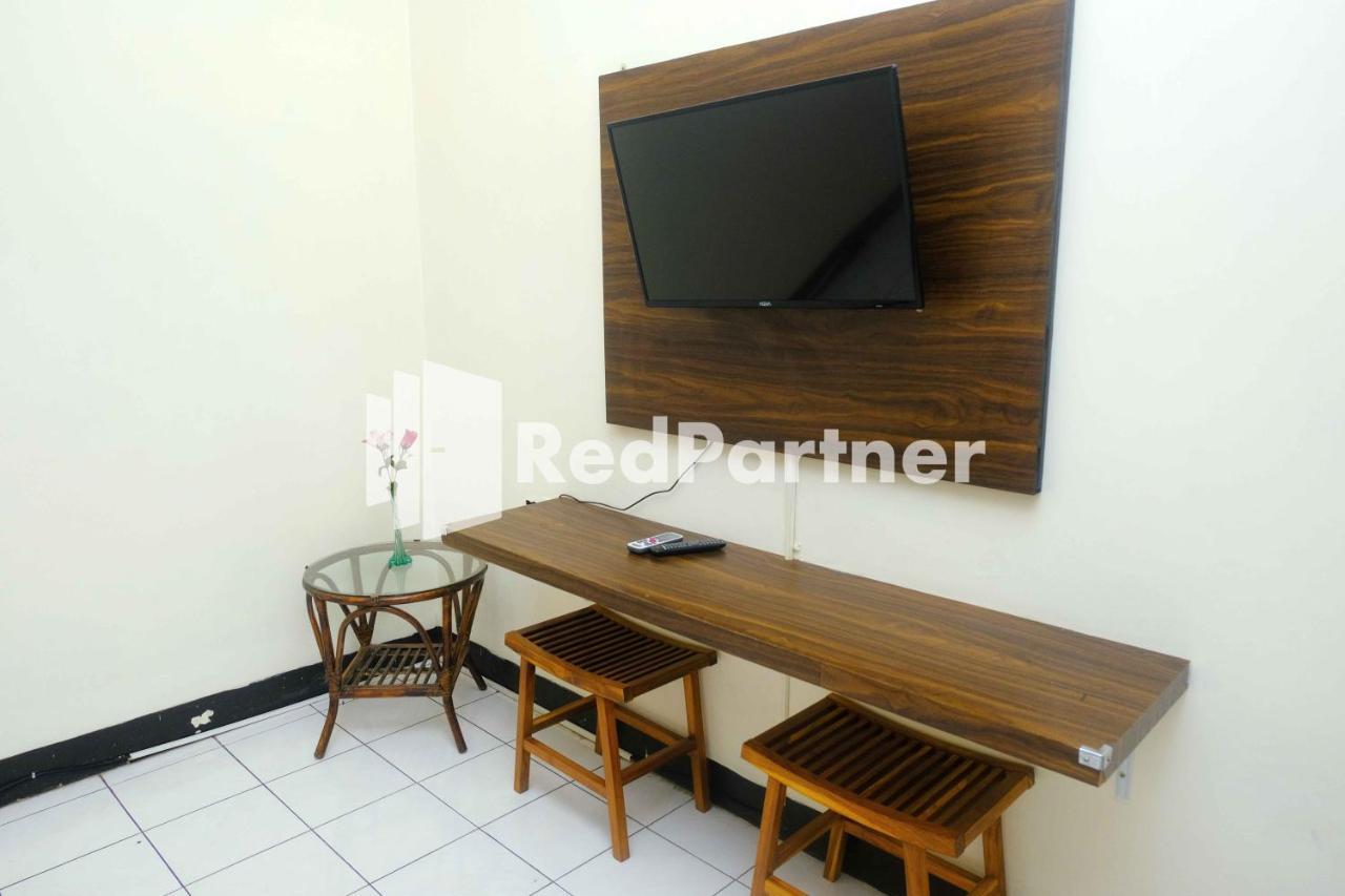 Hotel Transit 1 Makassar Redpartner Zewnętrze zdjęcie