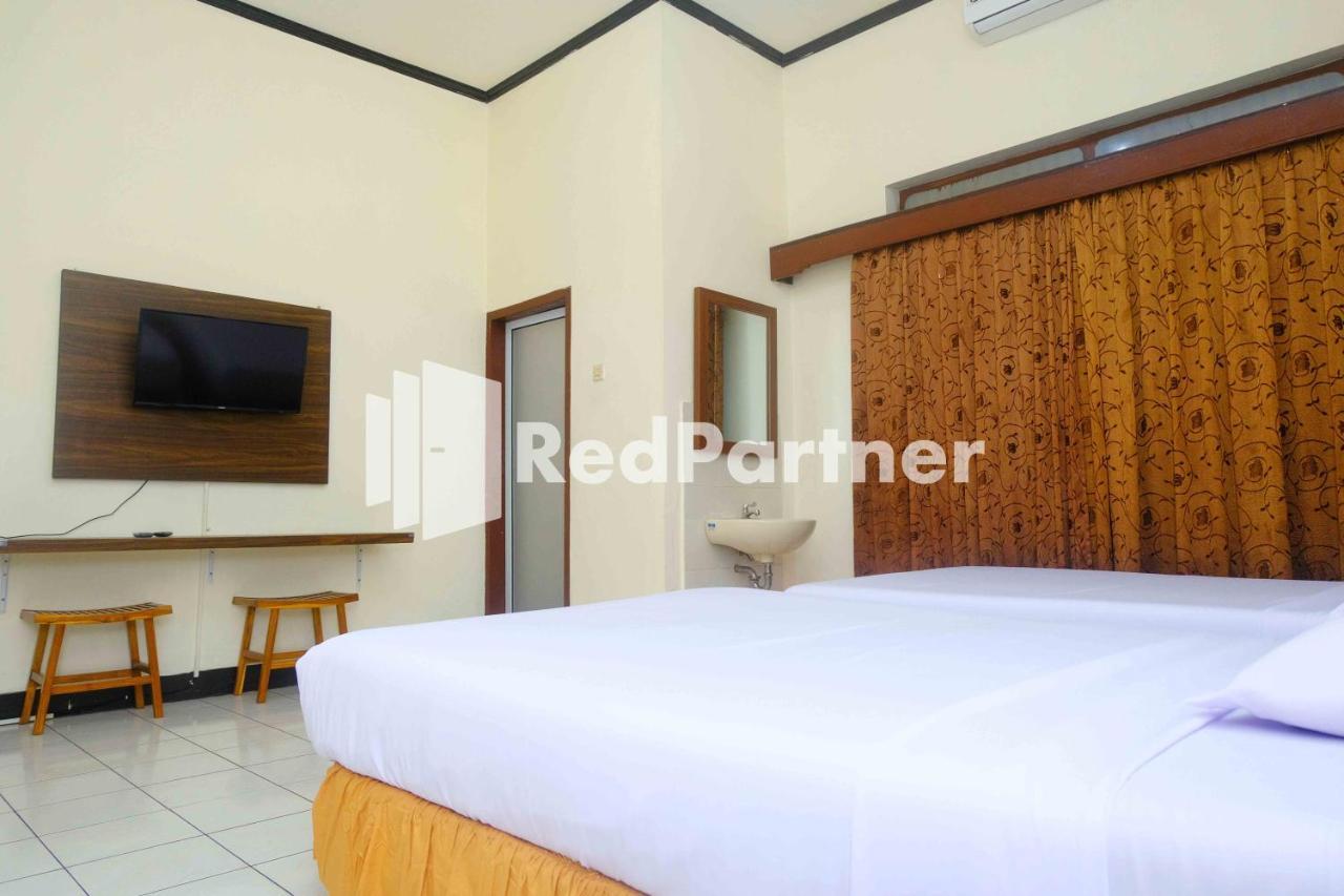 Hotel Transit 1 Makassar Redpartner Zewnętrze zdjęcie