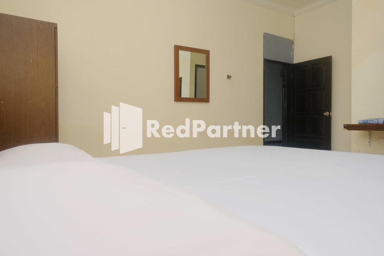 Hotel Transit 1 Makassar Redpartner Zewnętrze zdjęcie