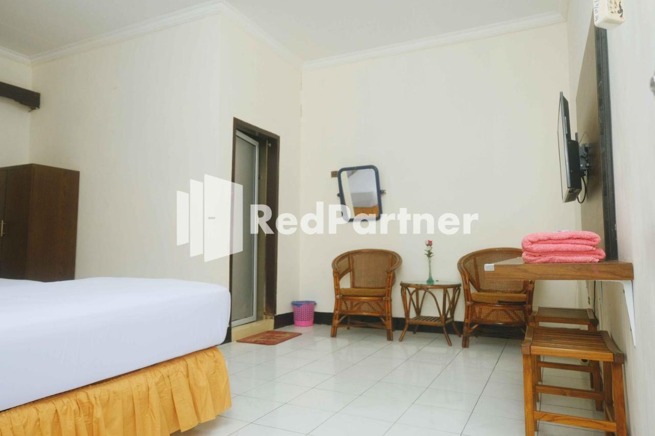 Hotel Transit 1 Makassar Redpartner Zewnętrze zdjęcie